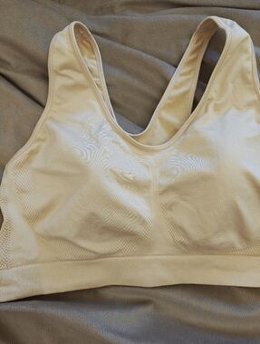Fruit of the Loom Light Beige Seamless Racerback Sports Bra